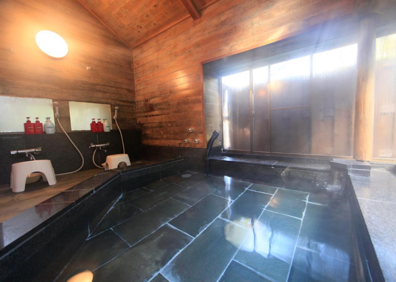 Villa Liberte Hakone Gora Bagian luar foto